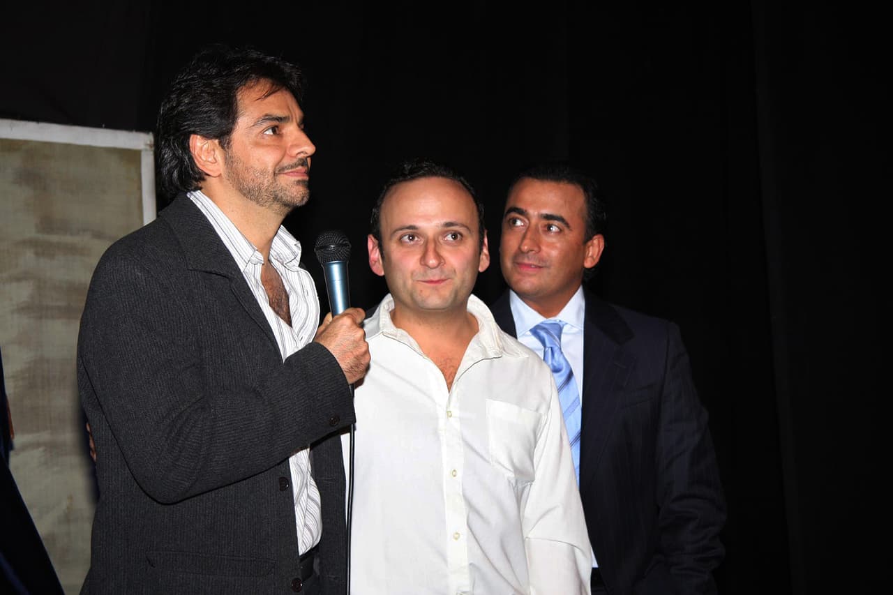 España utilizó su cuenta de Instagram para recordar parte de su trayectoria y compartió una fotografía donde aparece en el programa de los años 90 ‘Al Derecho y al Derbez’, dirigido por el propio Eugenio Derbez entre 1993 y 1995.
<br>