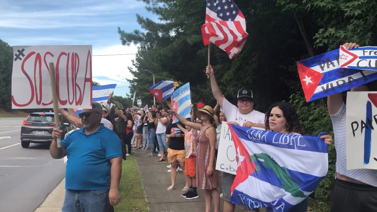Cubanos en Raleigh piden ayuda para su pueblo "desarmado y desprotegido”