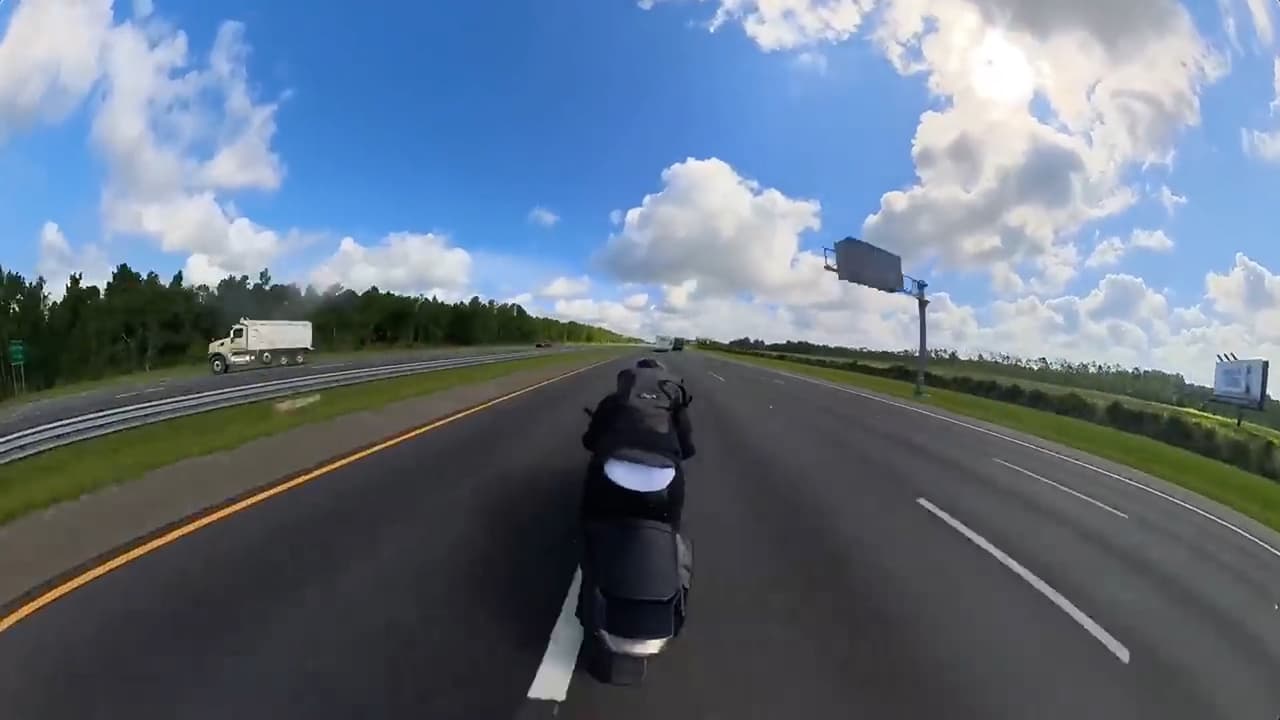 "Mi accidente fue hace unos 4 meses. Lo llamo un accidente pero claramente fue mi culpa. Demasiada confianza para muy poca habilidad", escribe Street Demon PC.