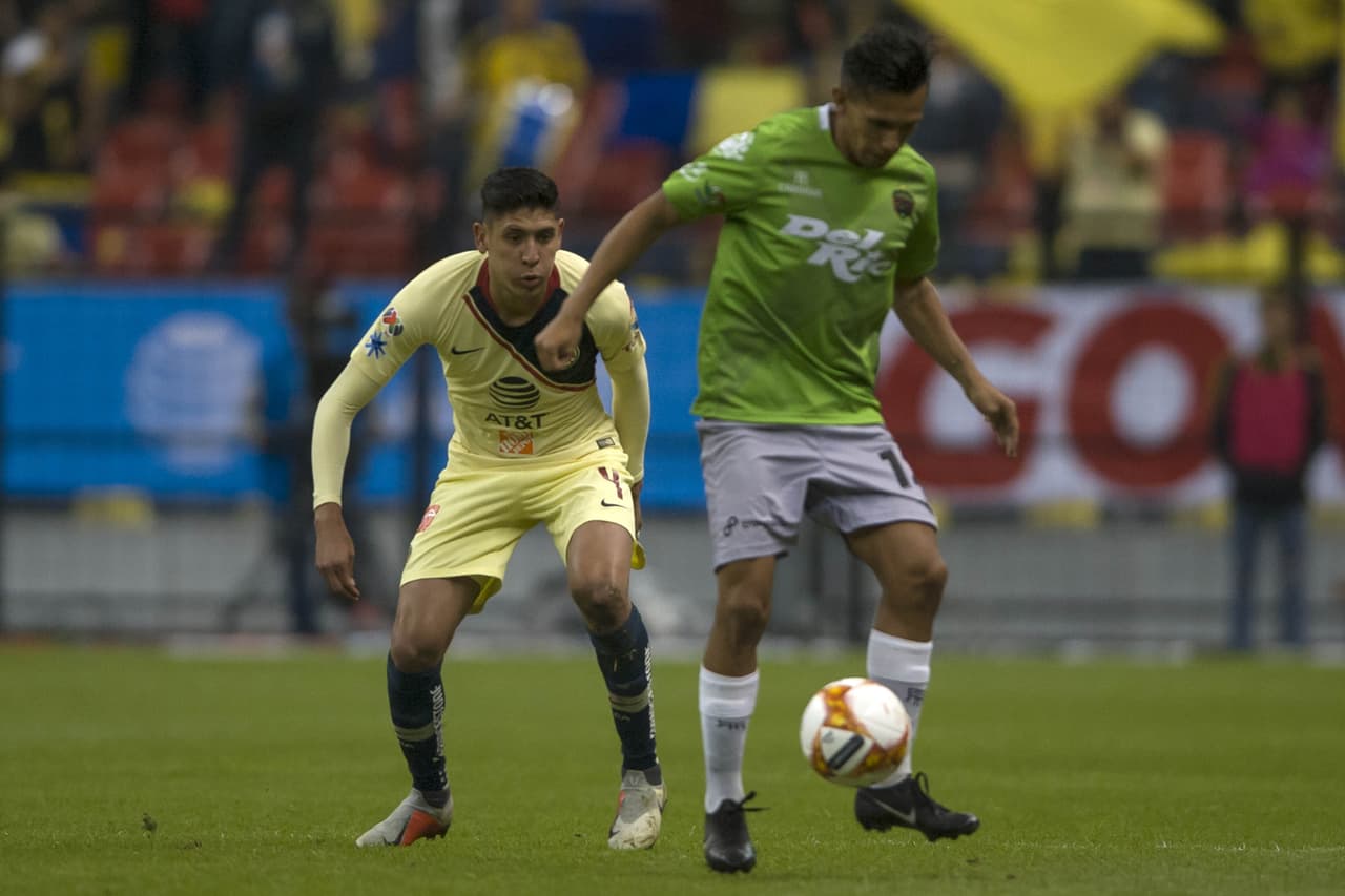 Luego del 2-1 parecía que tampoco tardaría en caer el 3-1 por el peligro que se palpaba a cada llegada de las Águilas pero nadie estaba preparado para lo que sucedió después.