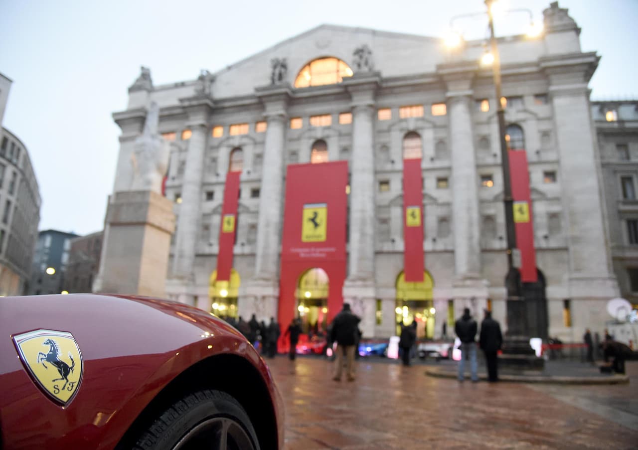 Arranque ahogado en el debut de Ferrari en la bolsa de valores de Milán