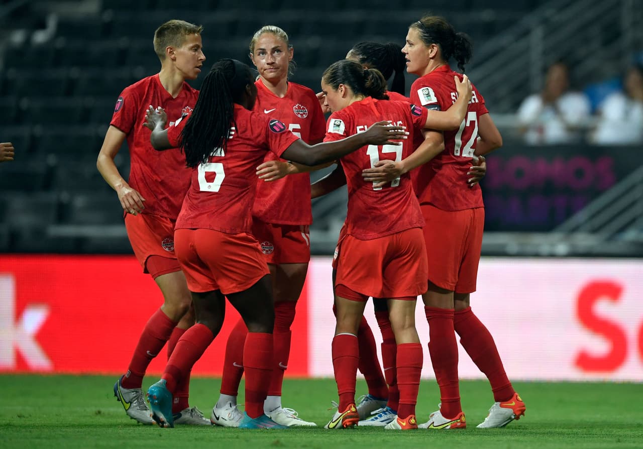 Jugadoras de Canadá denuncian a su federación por discriminación