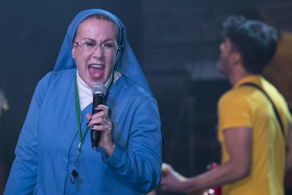 "Ese dinero lo tienen en no sé qué cuenta; ¡NO SE HA DADO A MI ABUELA! No mientas, hermanita", acusó Zapata a través de su cuenta de Twitter.