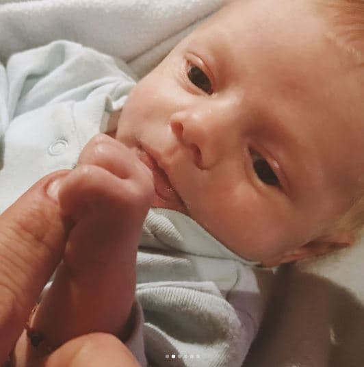 Ese mismo día, el actor pidió permiso para ausentarse durante un día de visita para poder estar junto a Matías más de una hora el 27 de enero, día en que el pequeño cumplía su primer año de vida.