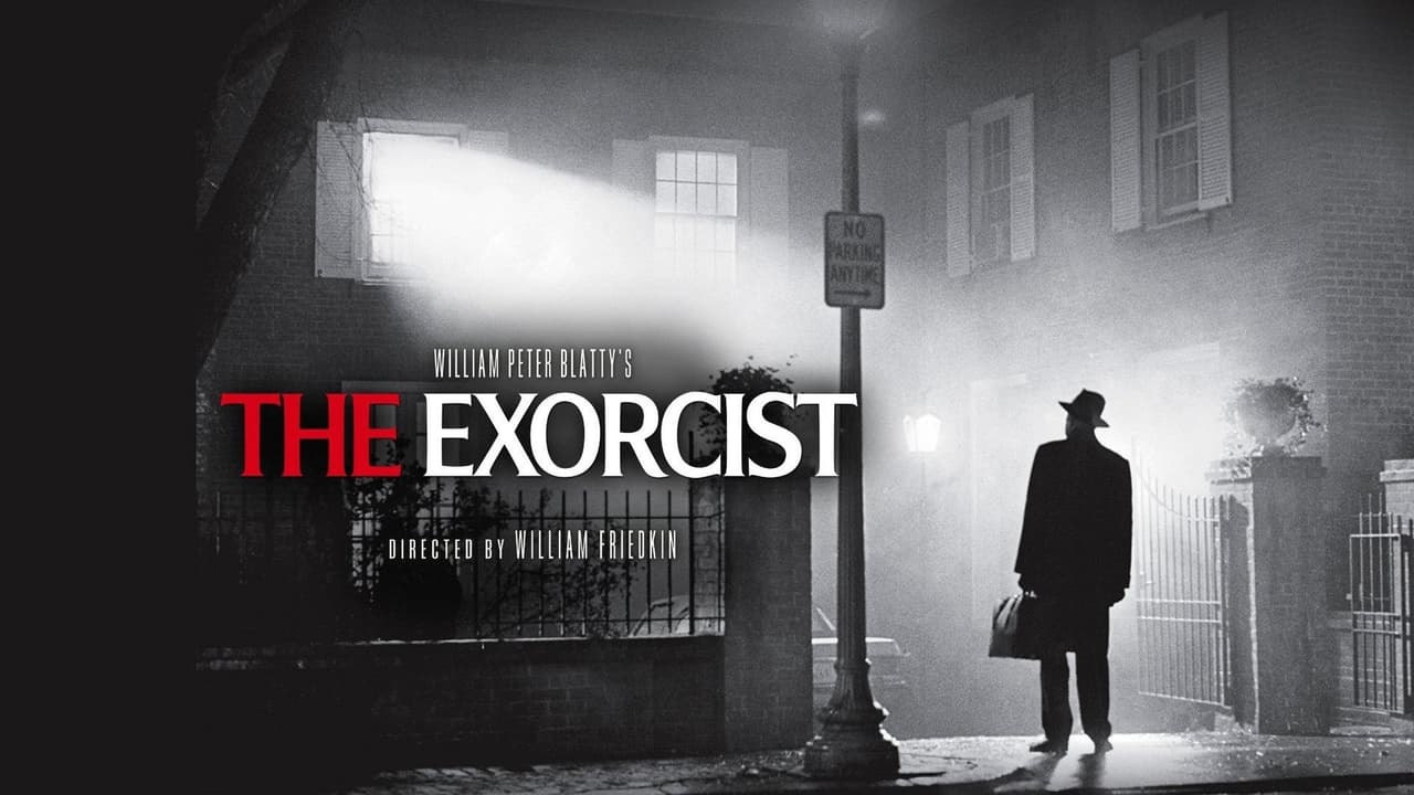 The Exorcist (1973) - Adaptación de la novela de William Peter Blatty que se inspiró en un exorcismo real ocurrido en Washington en 1949. Regan, una niña de doce años, es víctima de fenómenos paranormales como la levitación o la manifestación de una fuerza sobrehumana.
<br>