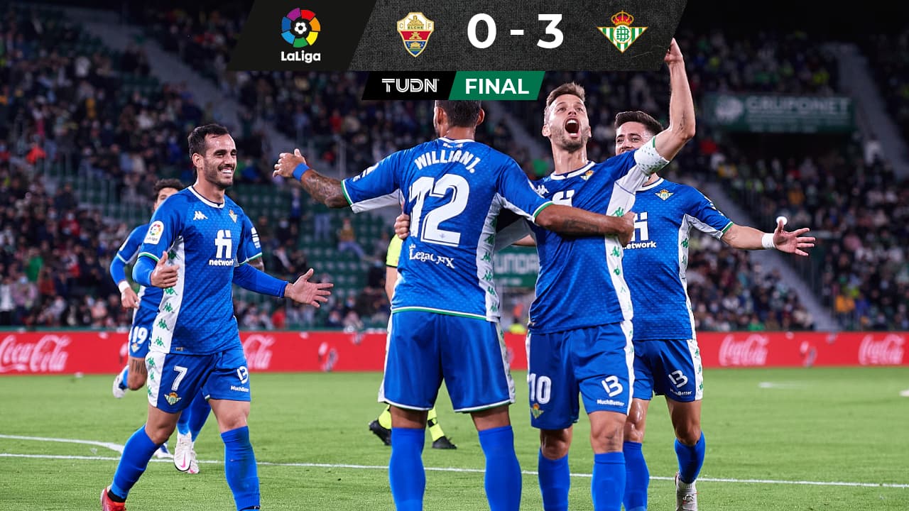 Lainez borrado y Betis golea al Elche con Guardado unos minutos