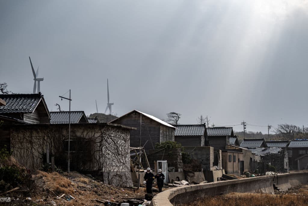 La primera línea de casas frente al mar en la aldea Akasaki, prefectura de Ishikawa, tras el terremoto.
