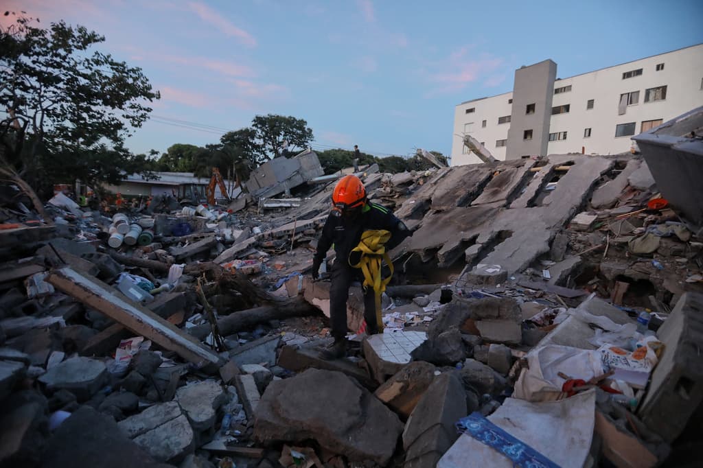 Terremoto en Colombia, últimas noticias | Al menos 169 muertos y cientos de desaparecidos son buscados a contrarreloj bajo los escombros