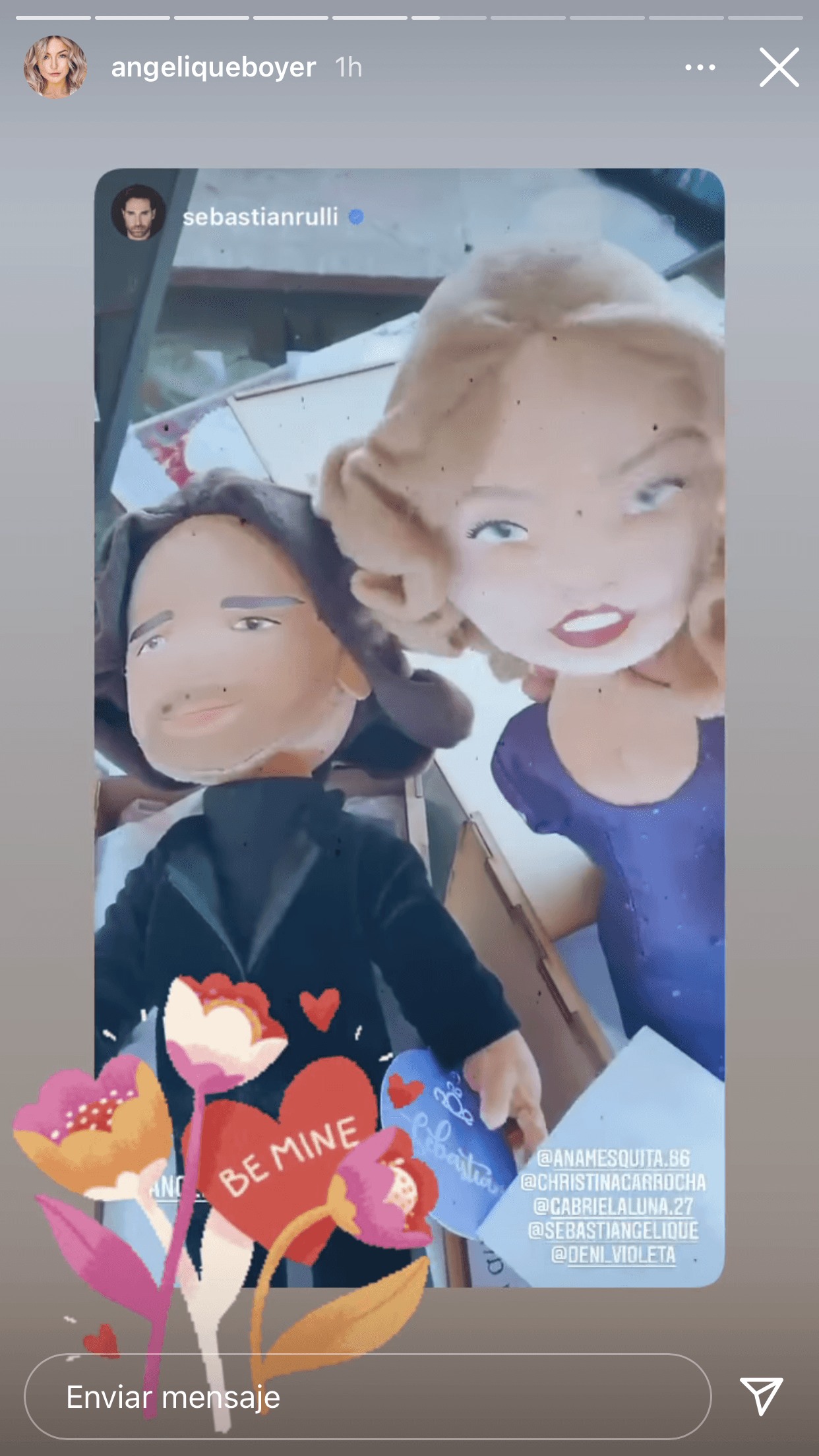 Pero también llamó la atención un par de muñecos con la imagen de los actores: "Un Día de San Valentín alucinante", dijo la protagonista de 
<b>Imperio de Mentiras</b> al agradecer los obsequios. 
<br>