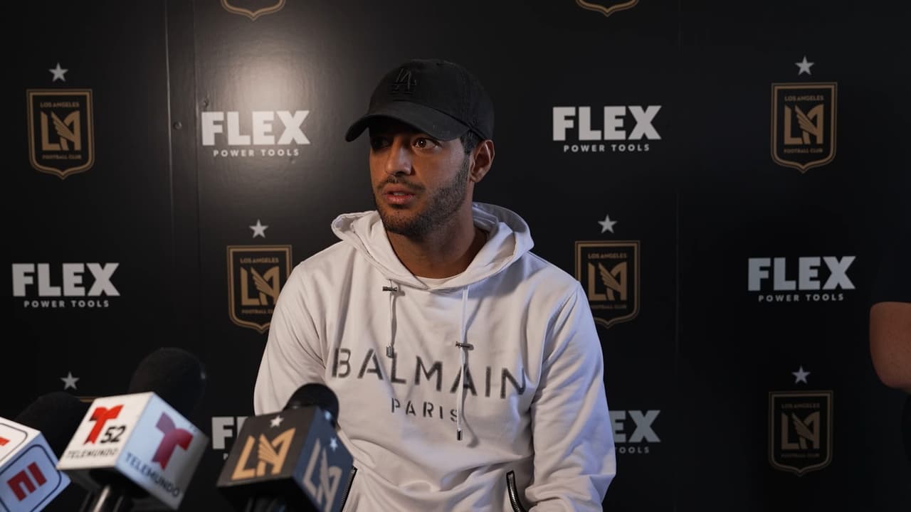 Carlos Vela devuelve elogios a Héctor Herrera al grado de querer jugar con él