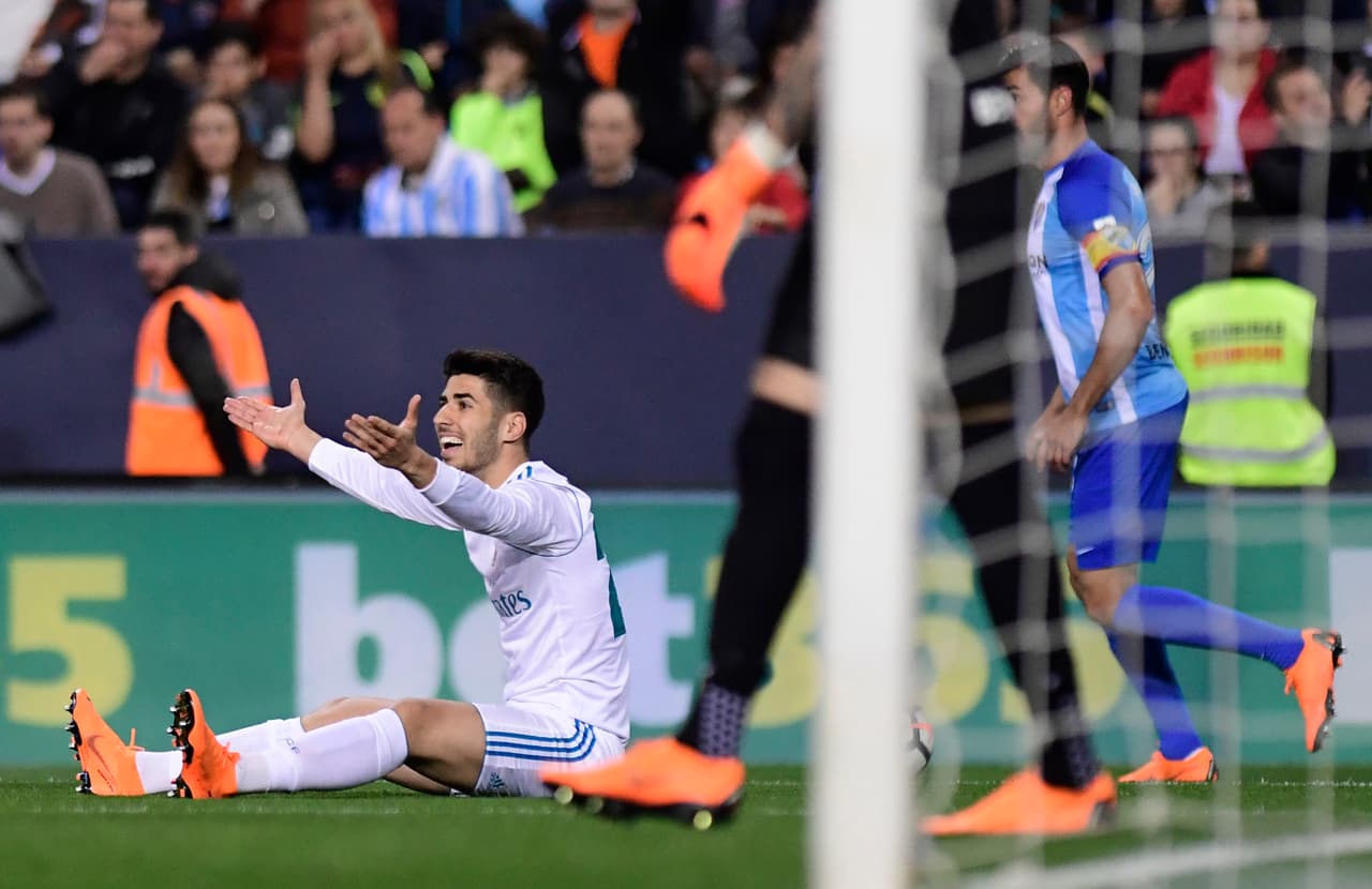 Real Madrid no encontró de inmediato el gol y por momentos se notó esa molestia.