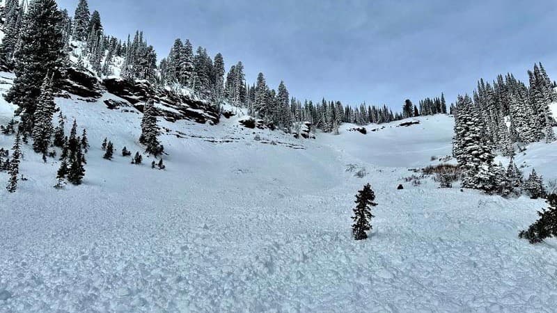 Este hombre provocó una avalancha que enterró a su hermano, pero logró rescatarlo con vida 