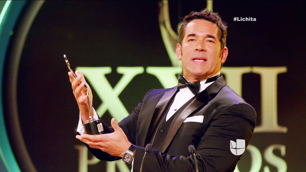 ¡Ohhh! Pero el que te sorprendió más fue don Augusto, ¡le anunció a todos que te casarás con Alex!