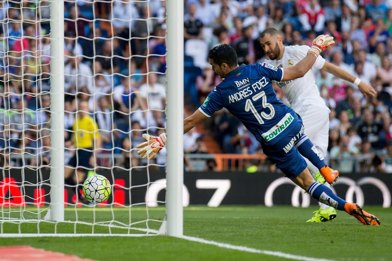 Real Madrid 1-0 Granada: Benzema resuelve victoria merengue a medio gas