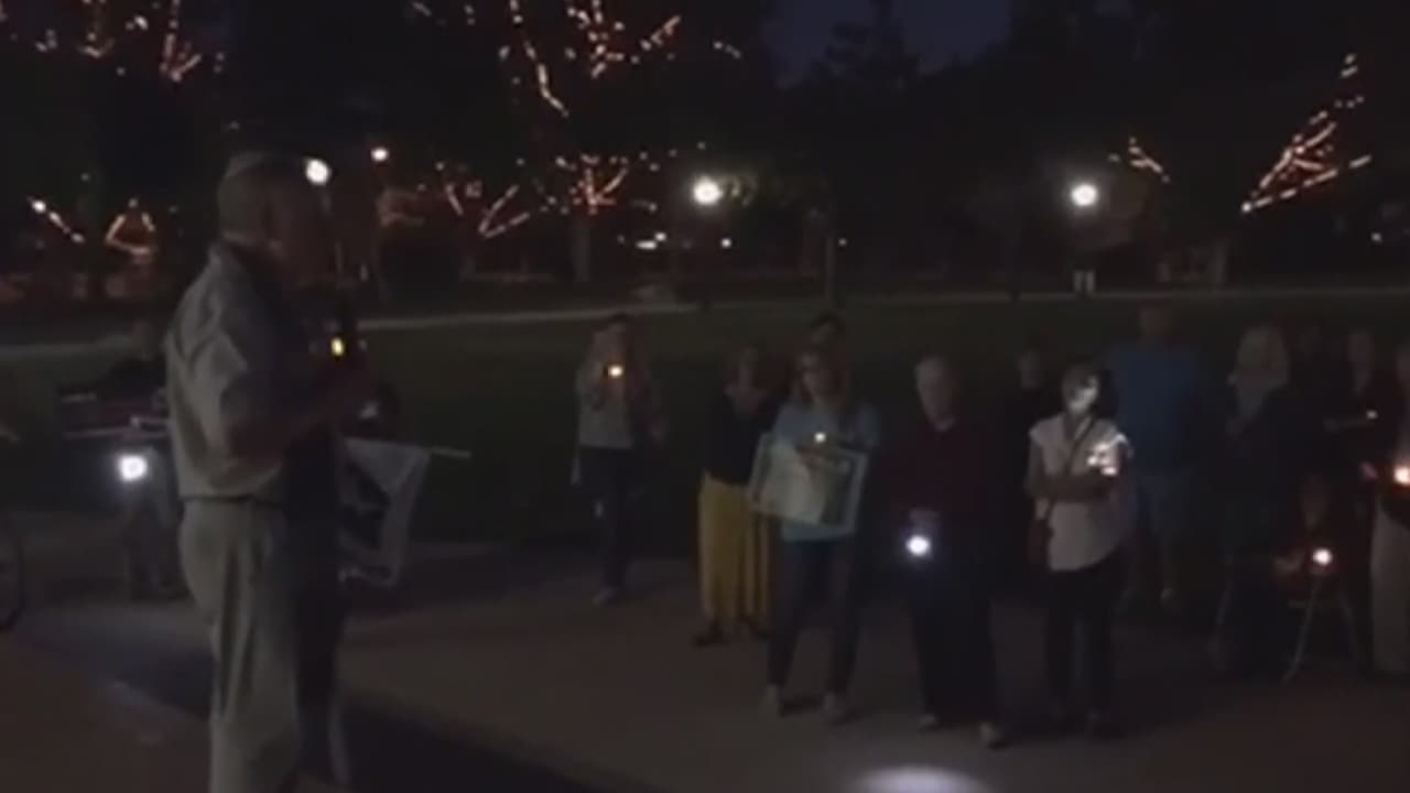 El sur de California se solidariza con Texas y Ohio tras los tiroteos mortales