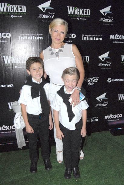 Hasta la fecha, Luciano y Carlo tienen la esperanza de que su papá regrese a casa pero la actriz se ha encargado de aclararles en muchas ocasiones que ni ella ni Juan Collado quieren volver a estar juntos como matrimonio.