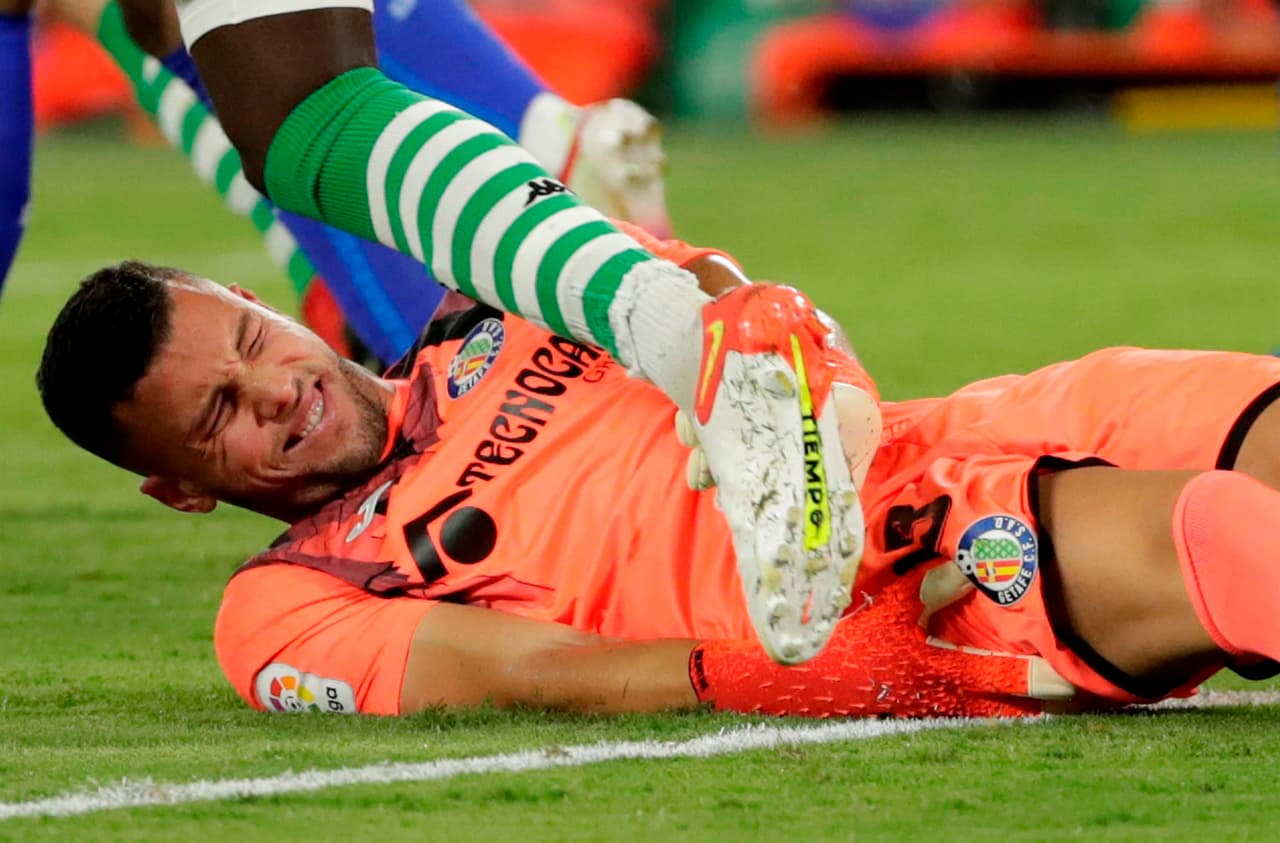 Real Betis, con doblete de Willian José (14', 55'), seimpone ante el Getafe 2-0 durante la Jornada 7 en La Liga. José Juan Macías fue titular y jugó 45 minutos, mientras que Andrés Guardado ingresó como cambio; los béticos pelean por puestos europeos.