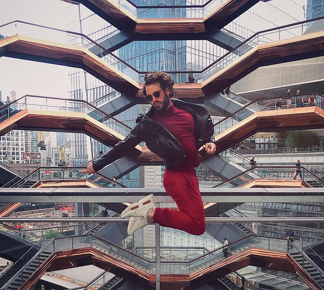 Y aclaró que, actualmente, está soltero "y no fue por terceros".