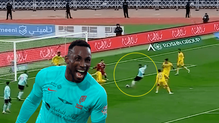 ¡Qué golazos! Julián Quiñones se luce con su primer doblete del 2025