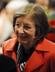 INDIANA. La cofundadora de Cook Group, Gayle Cook, con una fortuna estimada en 6,000 millones de dólares. (Imagen tomada de Twitter).