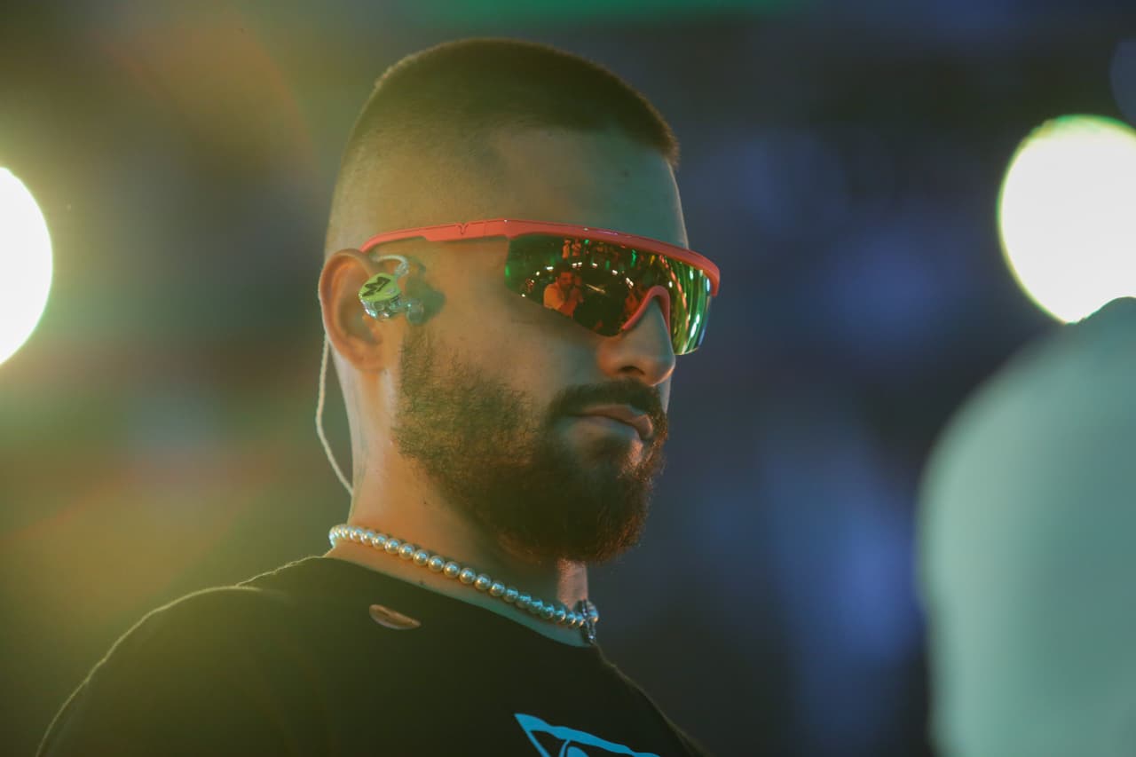 Ultimamente, el llamado 'Pretty boy' está siendo seducido por los diamantes. "Es una nueva tendencia que está usando", reveló su stylist, Alejandro Ríos.