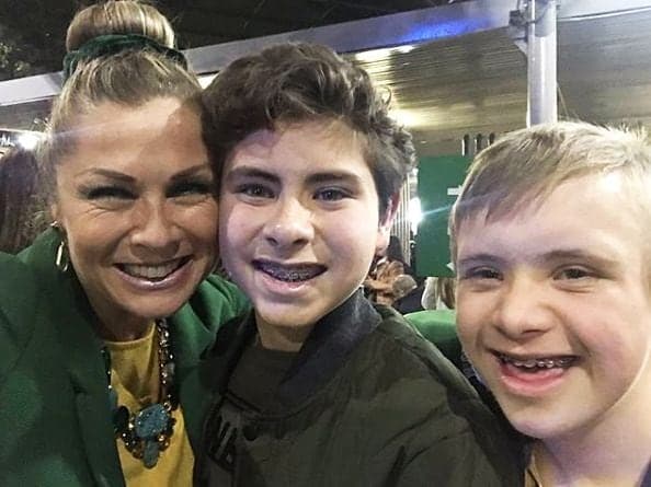 El tormentoso momento inundó de preocupación a la famosa, pues el más afectado fue Carlo, el primogénito de Calderón. Por su parte, Luciano y ella padecieron lesiones menores.