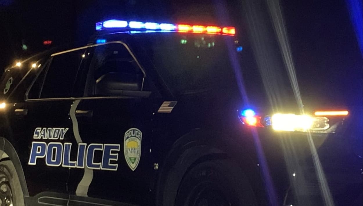 Hombre arrestado por intentar vender drogas frente a su hijo de 10 meses