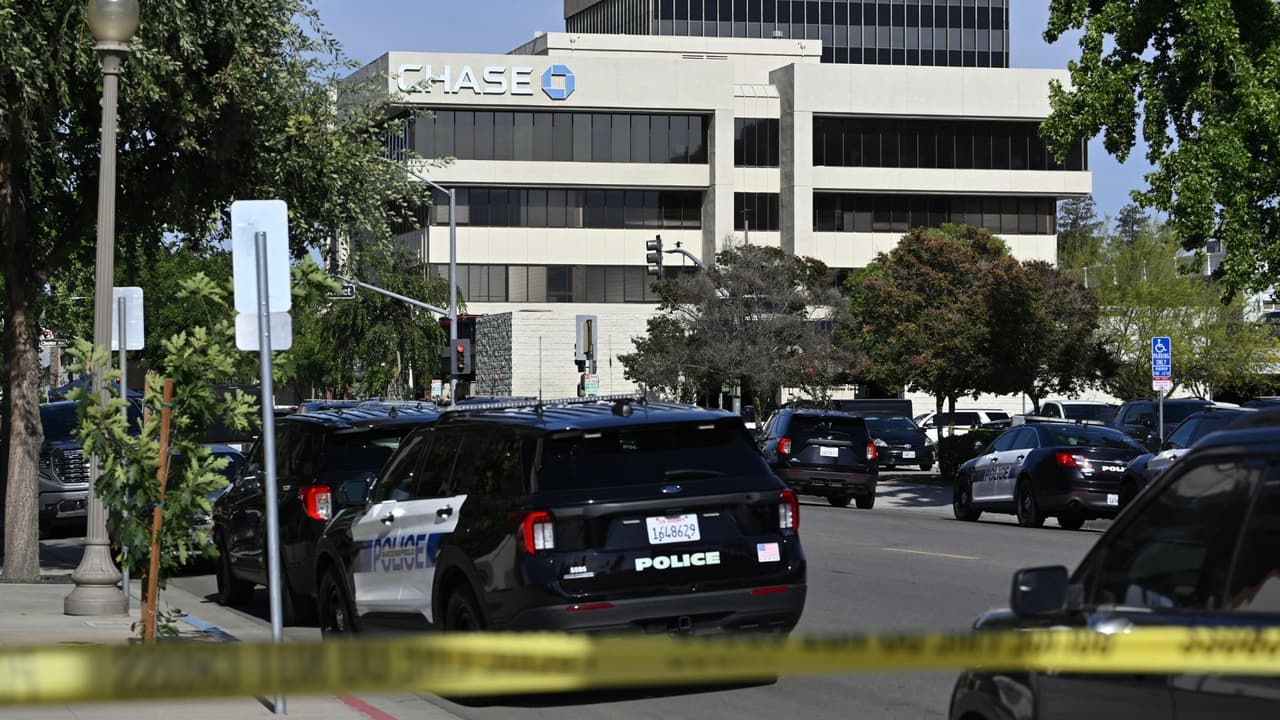 El perfil de Anthony Scott Harris, el hombre que amenazó con volar un Chase Bank en California