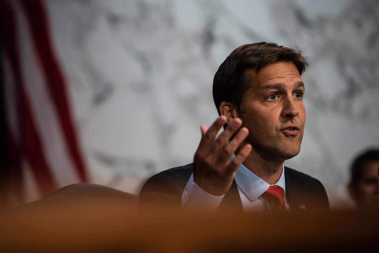 <h3 class="cms-h3-H3">El espíritu bipartidista de Ben Sasse:</h3> el senador republicano por Nebraska, aunque siempre defendió al juez Kavanaugh siguiendo la línea de sus demás colegas de partido, expresó admiración por la manera como algunos senadores demócratas habían manejado sus cuestionamientos.