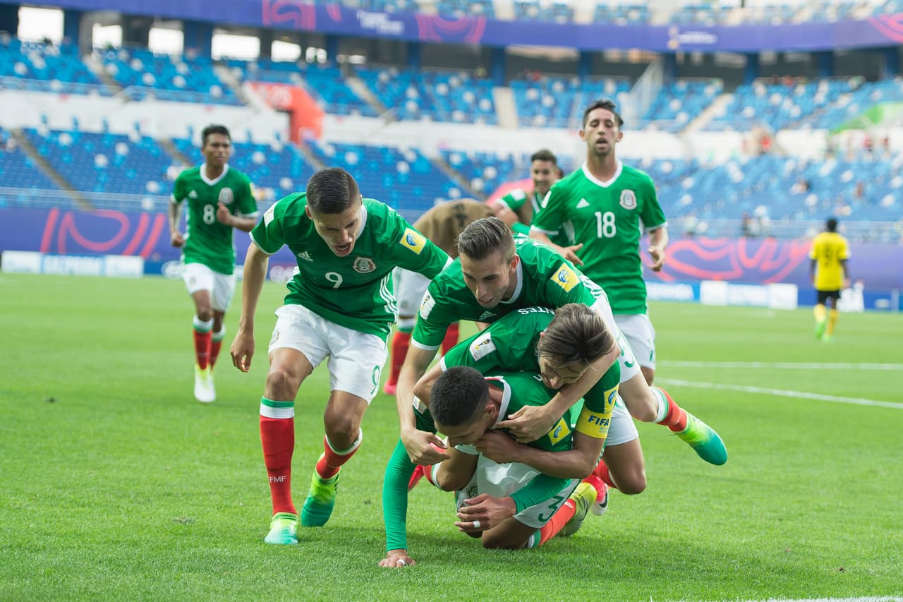 México sufrió más de lo esperado para vencer a un sorpresivo Vanuatu 3-2 en su debut en el Mundial Sub-20, en partido que lo encamina para su clasificación a los octavos de final.
