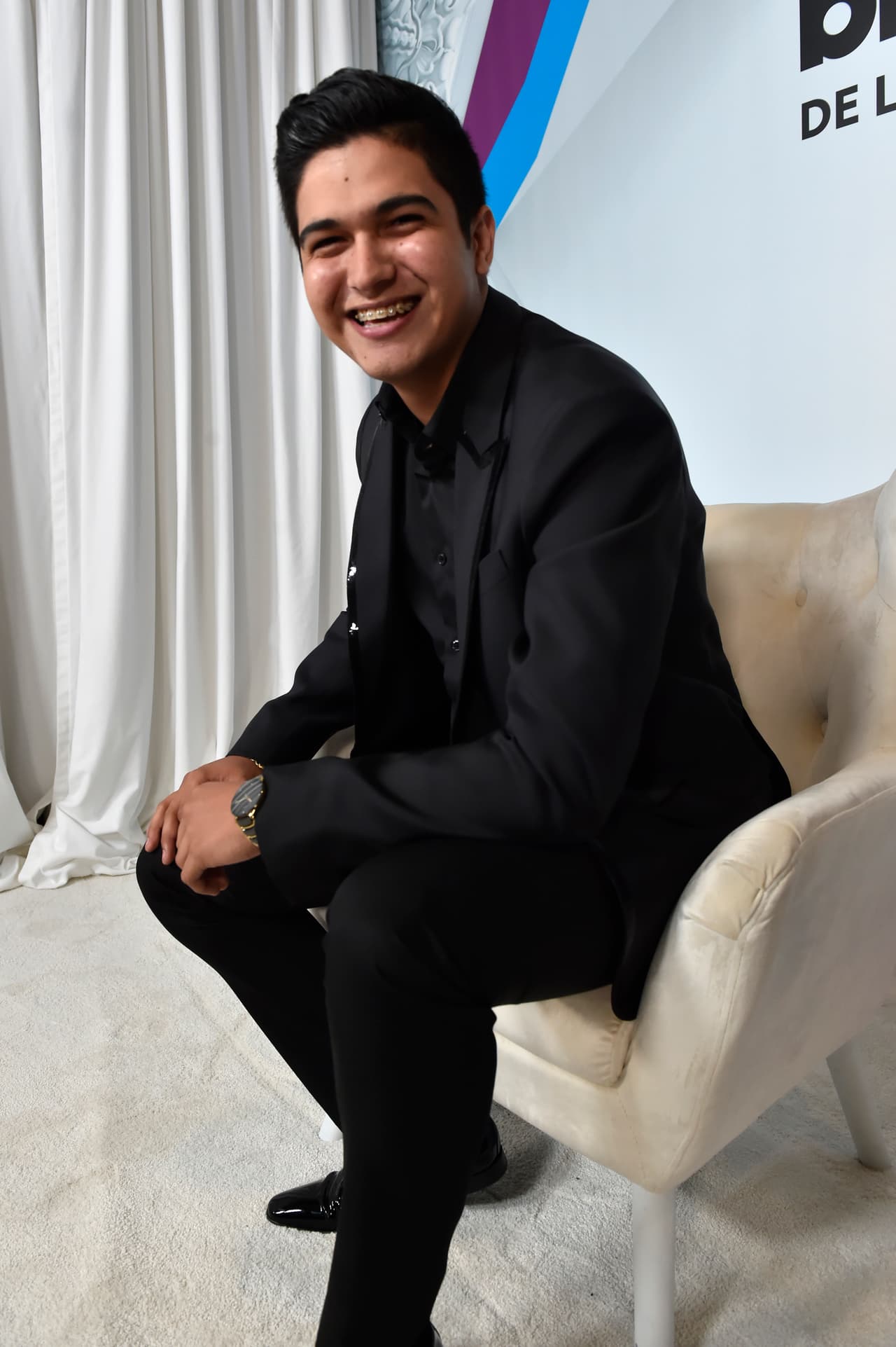 Ulices llega a PJ 2019 por su nominación en la categoría Can’t Get Enough… (Quiero más…), que premiará a los artistas más exitosos en redes sociales.