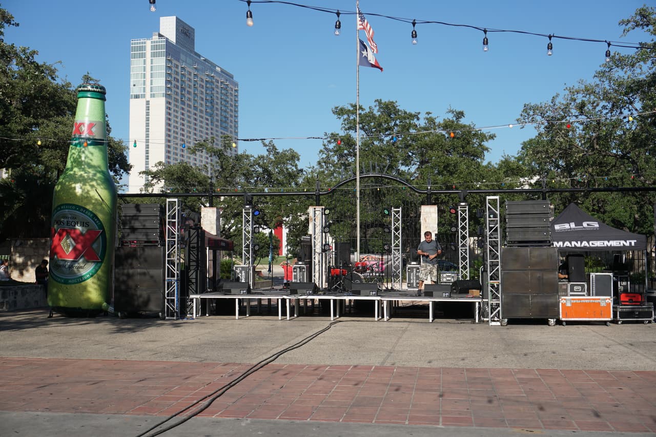 Ram Herrera, Los Banger Broz and Jorge Alejandro took the stage inside La Villita.