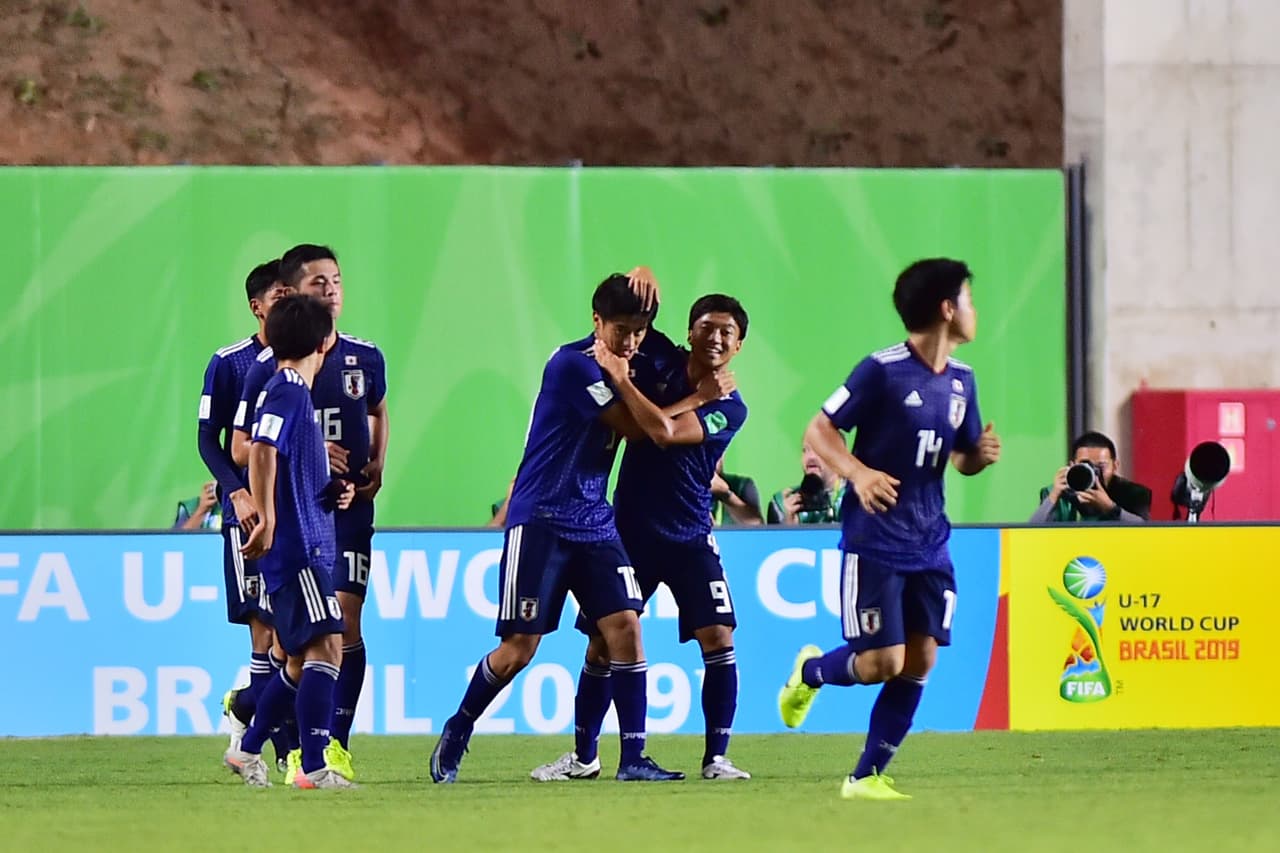 Chile 1-2 Corea del Sur, Haití 0-2 Francia, Holanda 4-0 Estados Unidos, Senegal 0-1 Japón.