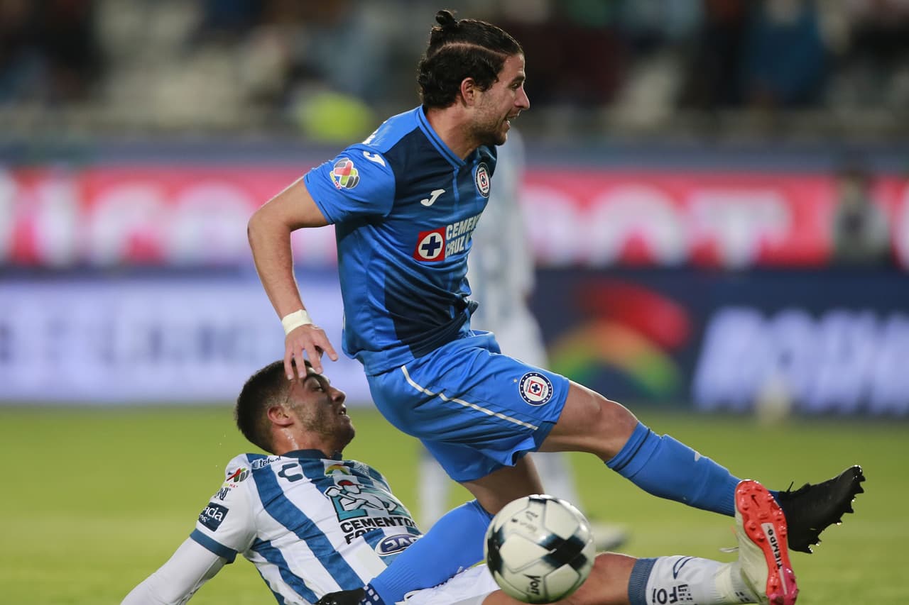 Pachuca derrotó a Cruz Azul y con ello retomó el liderato del Clausura 2022, además, hiló siete juegos sin perder.