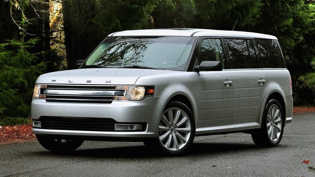 <b>Ford Flex</b>:
<br>
<br>La peculiar crossover de Ford es muy popular en el estado de California pero su fabricación tiene lugar en la distante ciudad de
<b> Oakville, en la provincia canadiense de Ontario</b>.