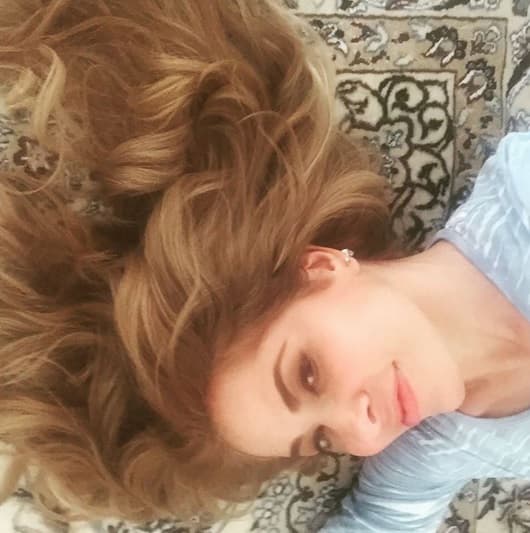 La primera en la lista es Gloria Trevi, esta cantante es súper intrépida en sus música y contagia su energía.