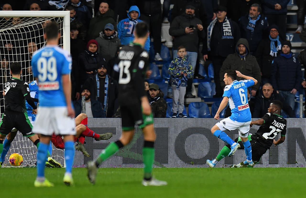 Junior Traorè (29’) abrió el marcador para los locales. Marques Loureiro (57’) emparejó los cartones y un autogol de Obiang (94’) le dio la victoria a los napolitanos. El mexicano no tuvo minutos en el partido.