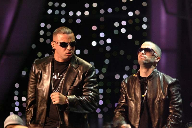 Wisin y Yandel debutaron en el 2006 sobre el escenario para interpretar 'Llamé pa' verte' y 'Rakata'.
