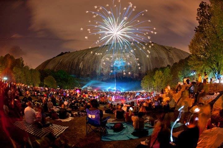 Shows de fuegos artificiales en Georgia para celebrar el 4 de Julio