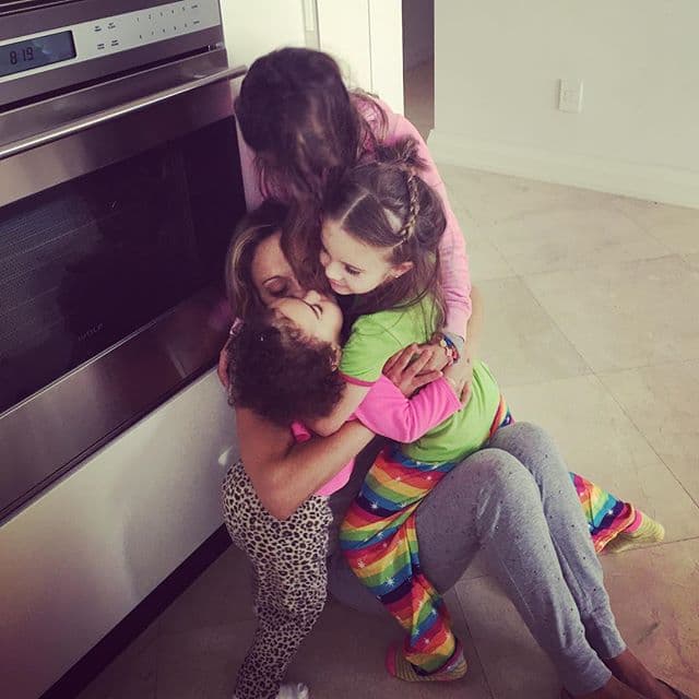 ¡Con todas las energías! Las peques fueron las que quedarob cargadas de pila, luego de la fiesta.