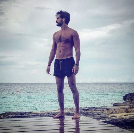 Amozurrutia ha sido parte de series como 'Gossip Girl Acapulco', 'Tiempo final' y 'Entre correr y vivir'.