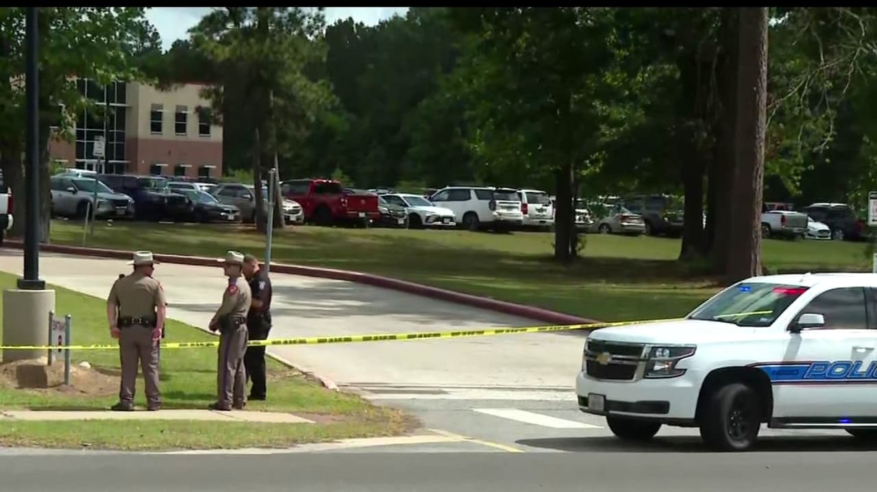 Altercado entre un estudiante y un empleado de la preparatoria Splendora obliga al cierre de la escuela
