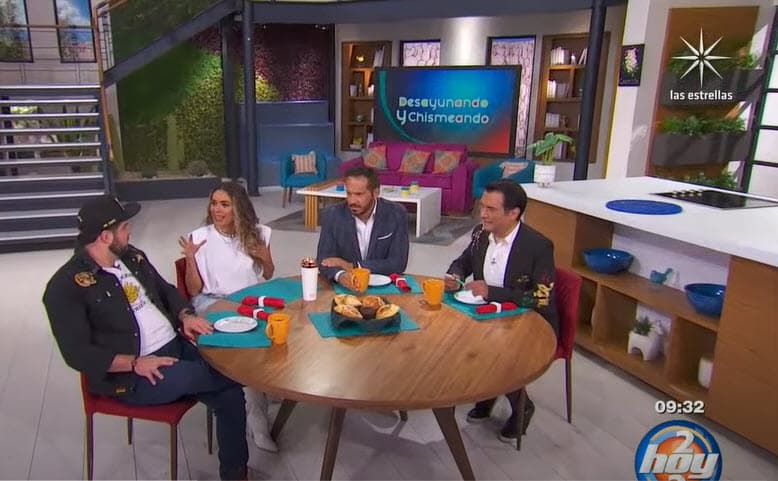 Eso fue tema de conversación el viernes 16 de octubre en 'Desayunando y chismeando' en
<b><a href="https://www.univision.com/shows/hoy" target="_blank">Hoy</a></b>. En la mesa estaban Galilea Montijo, Paul Stanley y Arath de la Torre.
<br>