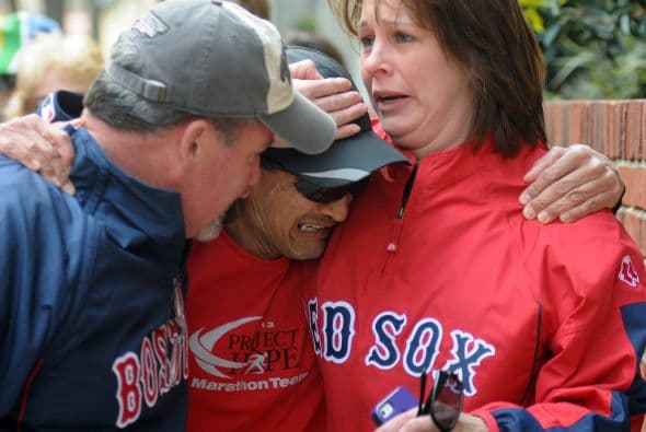 Una bomba más explotó en la biblioteca JFK ubicada también en Boston.