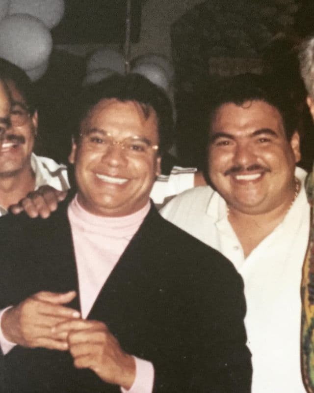 Durante la etapa de los 90's, la agrupación se renovó con la llegada de Julio Preciado.