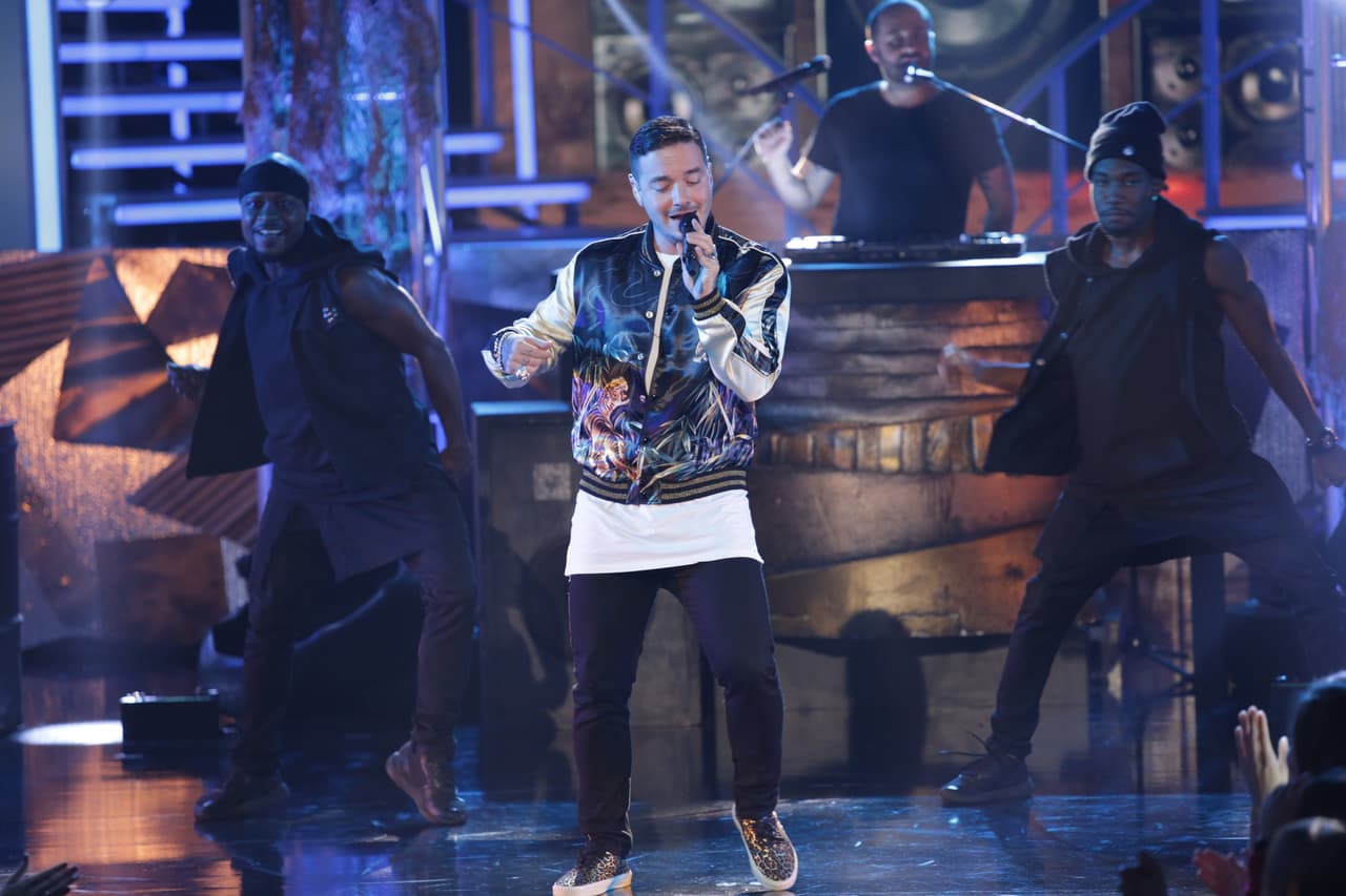 Con presentaciones inolvidables estos artistas conquistaron a las bellas con sexys letras y pegajosas melodías.