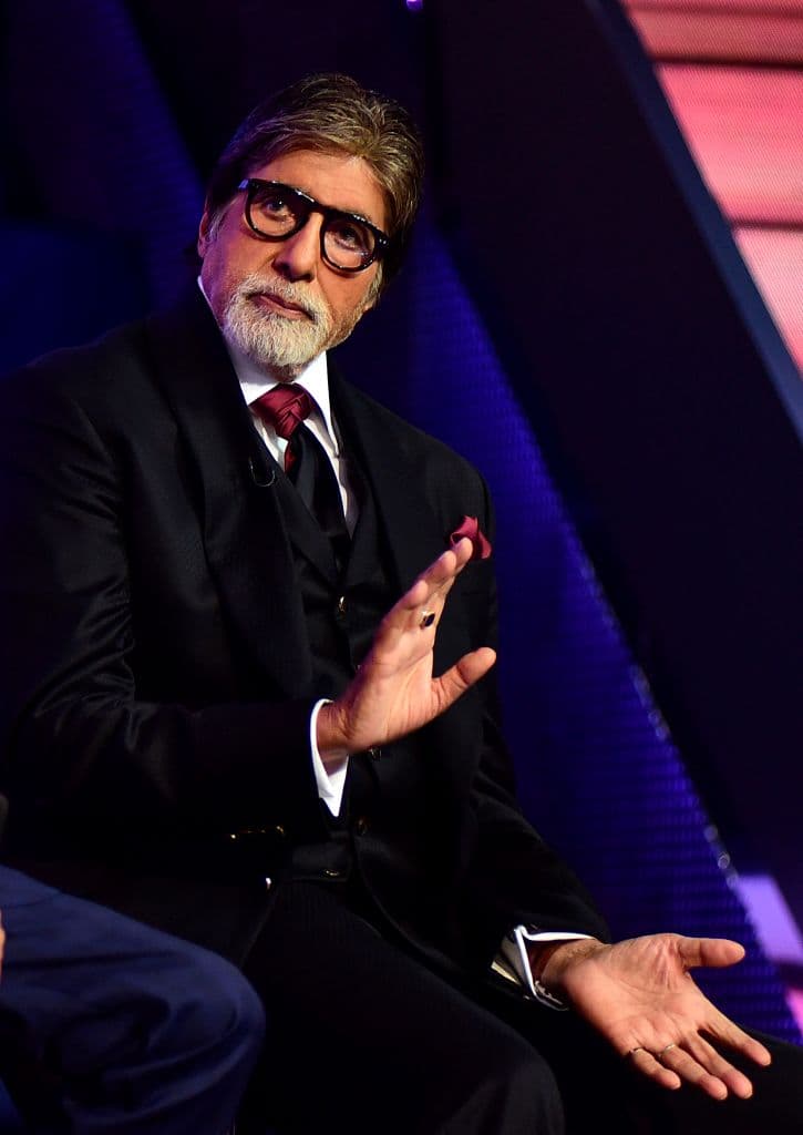 Precisamente, fue su suegro y también actor, 
<b>Amitabh Bachchan</b> (77), quien además de reportarse como contagiado por el coronavirus, también fue hospitalizado por la penosa enfermedad.