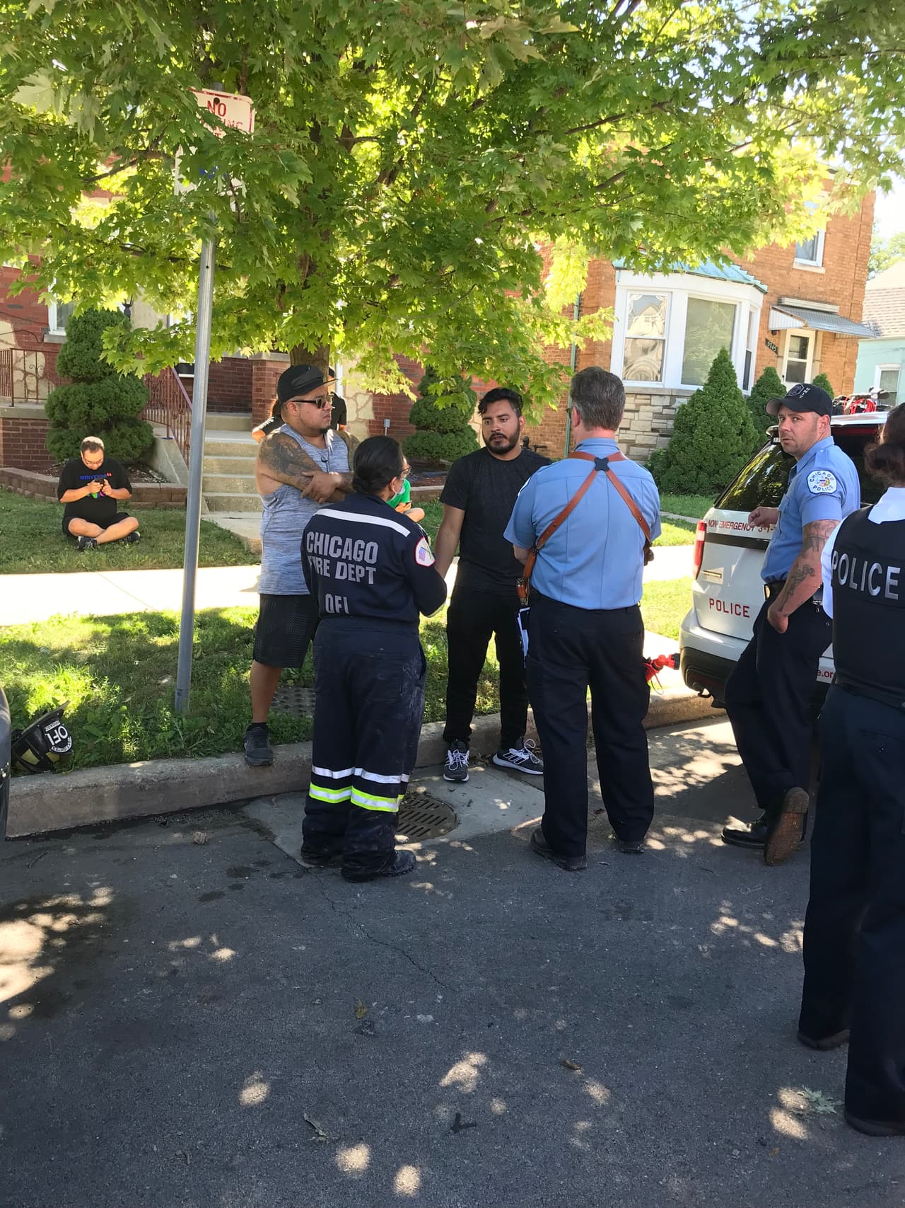 Miembros del Departamento de Bomberos de Chicago descubrieron a la pequeña inconsciente en una habitación del primer piso del inmueble. Posteriormente fue trasladada al Hospital Holy Cross donde fue declarada sin vida.