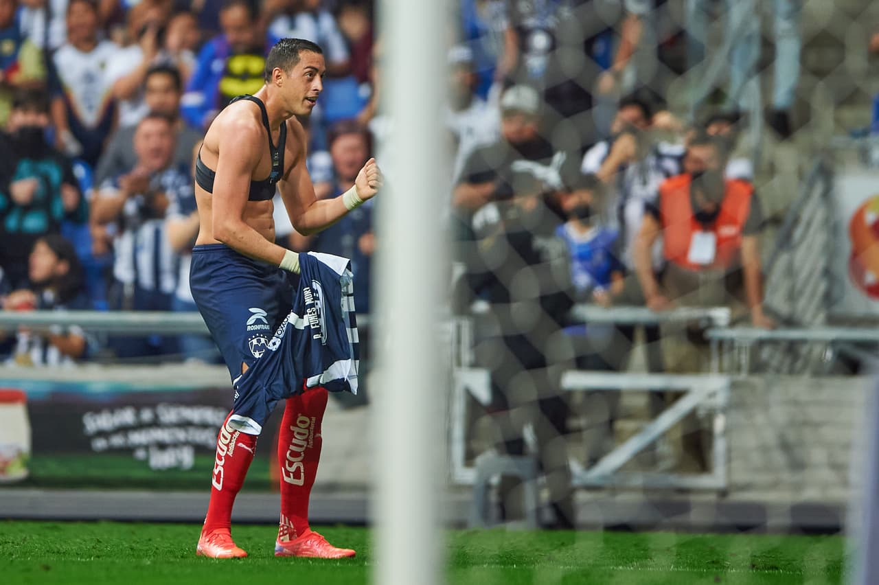 Apenas iniciada la segunda parte, Funes Mori recobró su olfato goleador y clavó de volea el 2-1 definitivo que dejó al América en el fondo de la tabla y que impulsó a Rayados al décimo lugar.