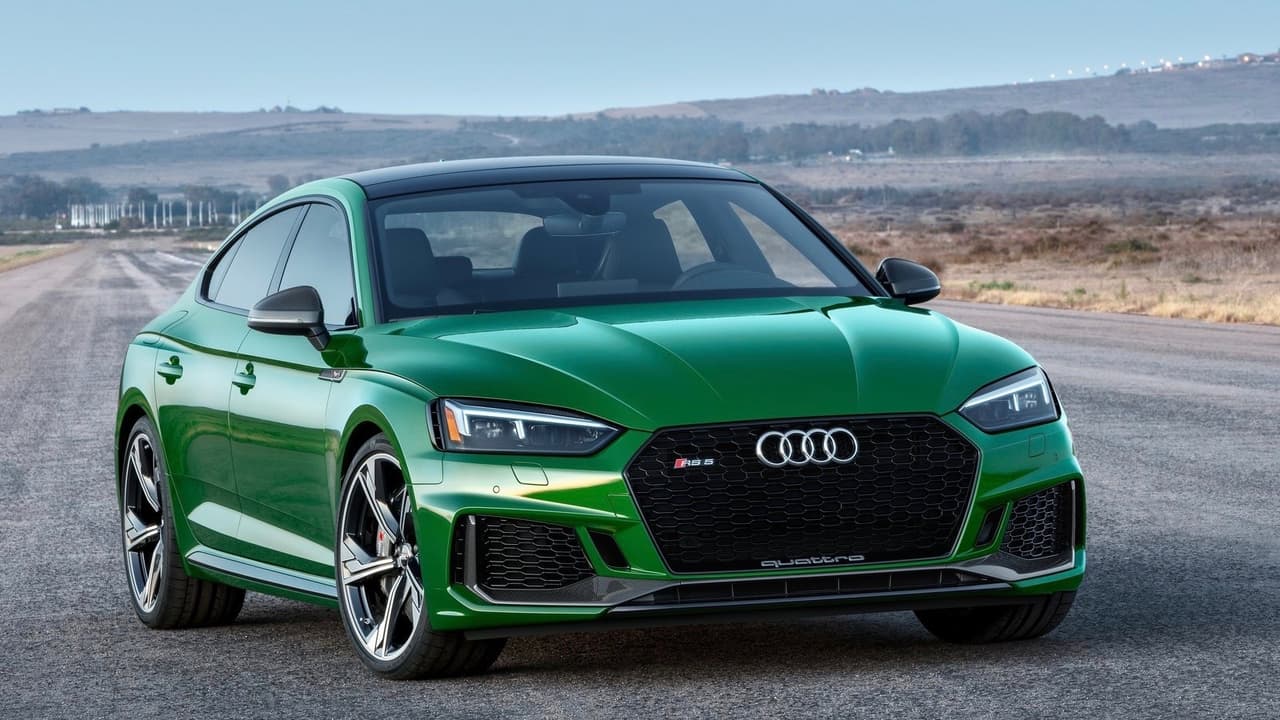 <h3 class="cms-h3-H3"><a href="https://www.univision.com/noticias/pruebas-de-manejo/prueba-audi-rs-5-2018-un-superauto-con-complejo-de-coupe-deportivo" target="_blank">Audi RS5 Sportback 2018</a></h3>
<br>Audi le puso un par de puertas y un portón trasero a la segunda generación del Audi RS5 y creó uno de los súperdeportivos más versátiles de hoy en día. ¿Cómo no probarlo? Para 
<b>Jaime Gabaldoni</b>, quien fue hasta Phoenix, Arizona 
<a href="https://www.univision.com/noticias/pruebas-de-manejo/prueba-audi-rs-5-2018-un-superauto-con-complejo-de-coupe-deportivo" target="_blank">para evaluarlo</a>, se trata de un 
<b>superauto con complejo de coupé deportivo</b>.